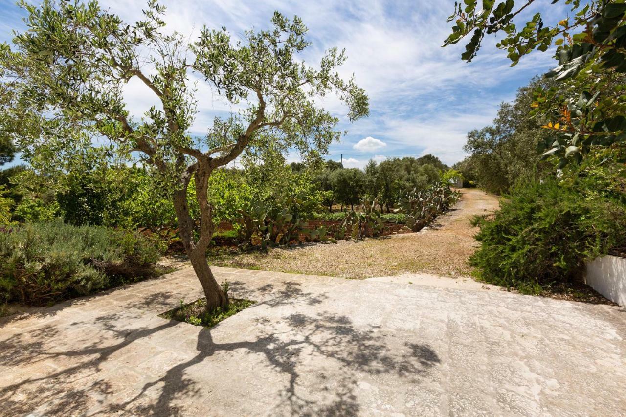 Villa Trullo il Karrubo Ostuni Esterno foto